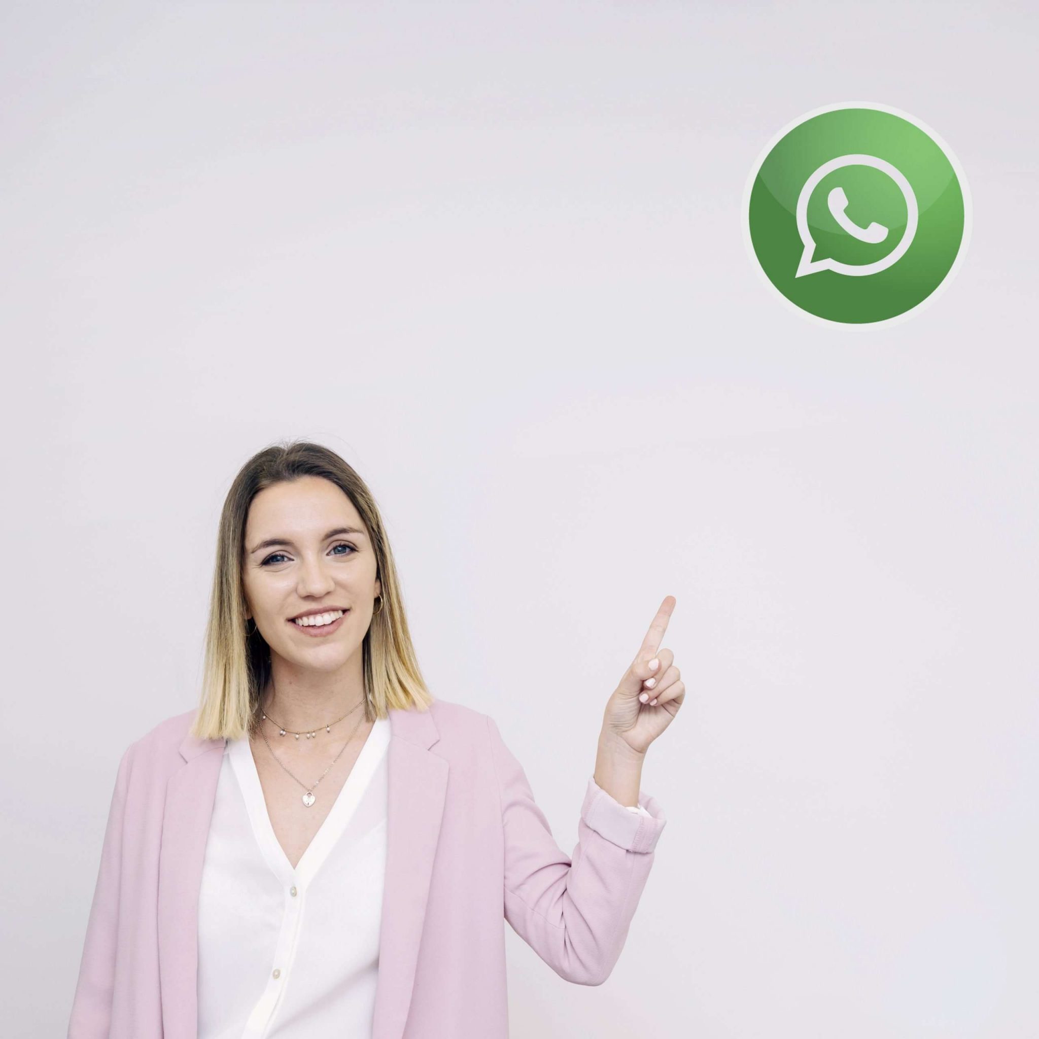 "WhatsApp <br>Marketing Inmobiliario.<br>La Guía Definitiva".